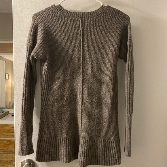 Sweater - Picture 2 of 5